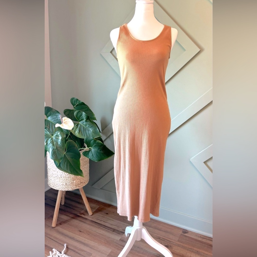 Vero Moda Tan Tessa Ribbed Bodycon Midi Dress Size XS Sleeveless Scoop Neck